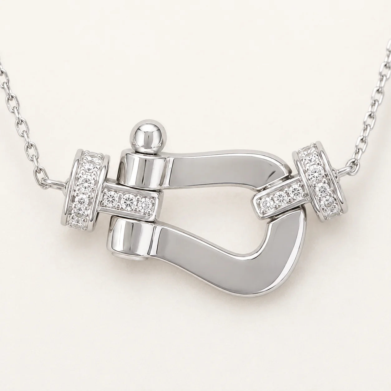 Women’s 925 Sterling Silver Sculptural Clasp Pendant Necklace – Platinum-Tone