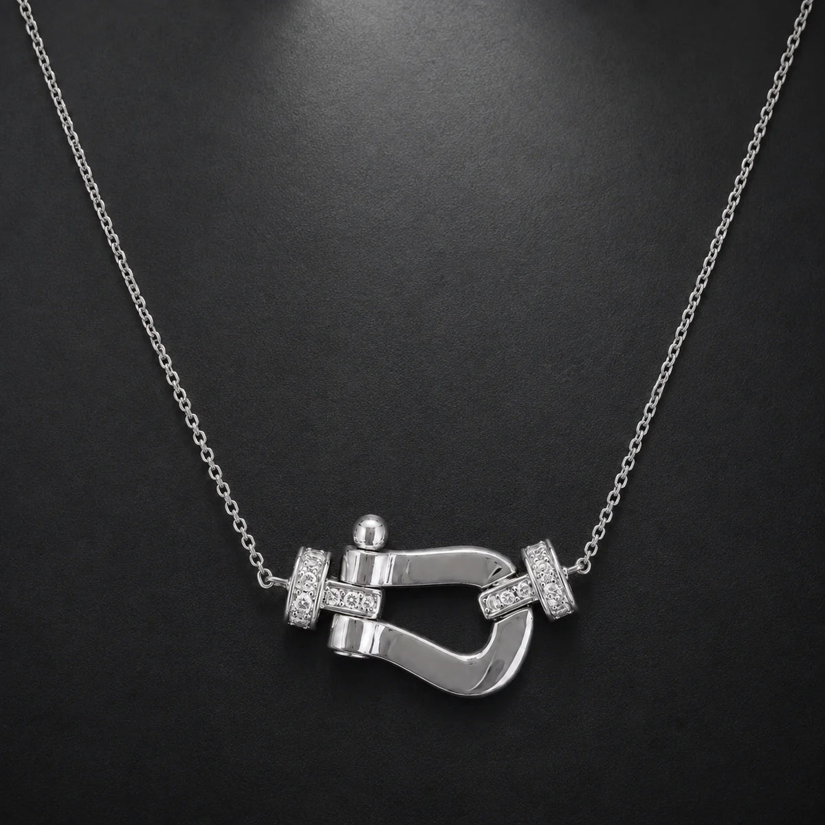 Women’s 925 Sterling Silver Sculptural Clasp Pendant Necklace – Platinum-Tone