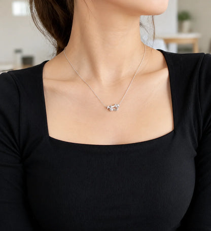Women’s 925 Sterling Silver Sculptural Clasp Pendant Necklace – Platinum-Tone